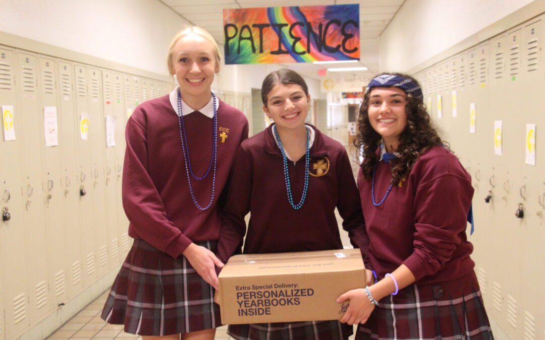 2022-2023 ECCHS Yearbook Pickup
