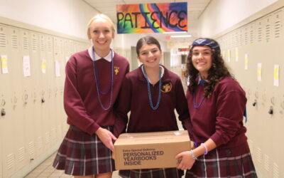 2022-2023 ECCHS Yearbook Pickup