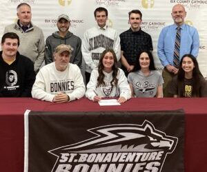 Sophia Bille Signs Letter of Intent to St. Bonaventure University
