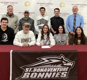 Sophia Bille Signs Letter of Intent to St. Bonaventure University