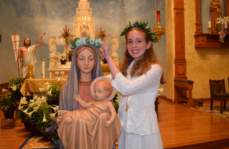 May Crowning: St. Leo Catholic School